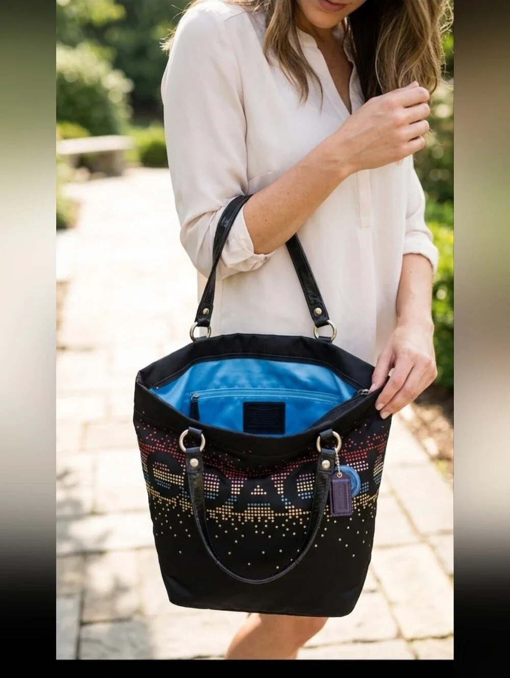 COACH Poppy Holiday Limited Edition Rhinestone Glam Tote Bag F17144 Black EUC